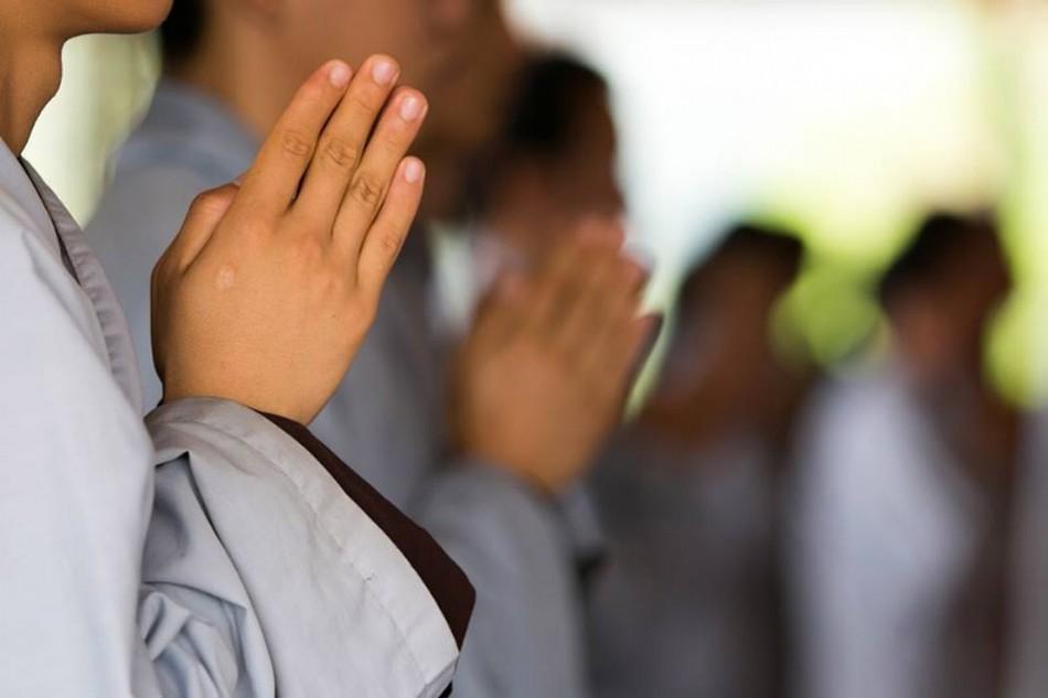 Tim-hieu-phat-nguyen-an-chay-la-gi-bai-khan-pho-bien-hien-nay-1